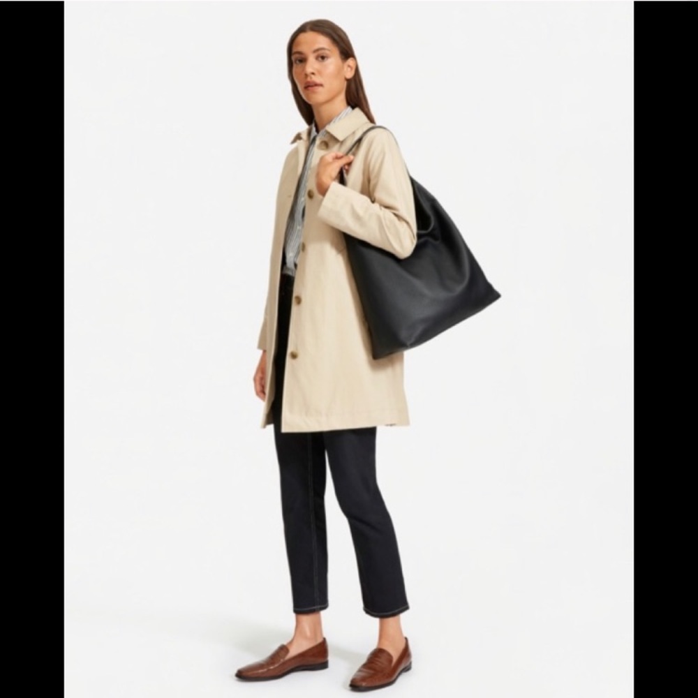 Like NEW Everlane Boss Bag in BLACK! 🥰🎉😍